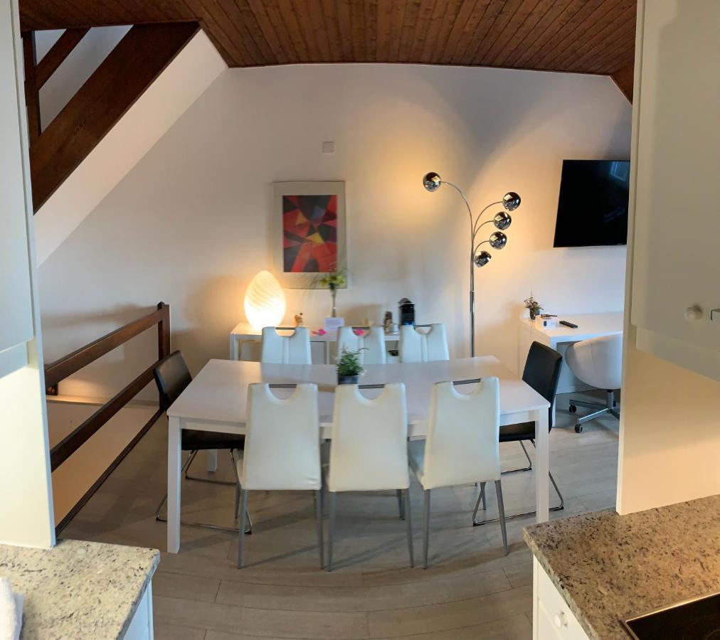 Appartamento Luxury Duplex Vue Chateau Neuchâtel Esterno foto